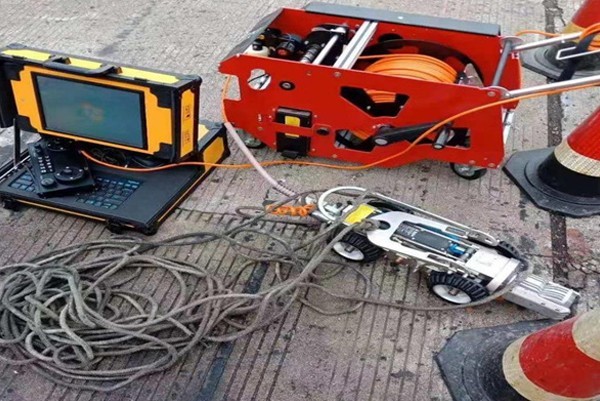 南昌CCTV管道檢測(cè)機(jī)器人